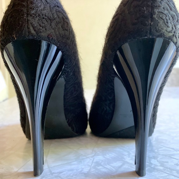 Nine West Escher Floral Texture Peep-Toe Heels 8 - Picture 3 of 7